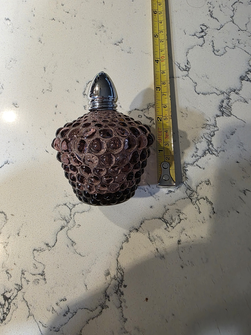 Vintage Pair of I.W. Rice Hobnail Purple Glass Salt and Pepper Shakers Japan - Picture 3 of 5